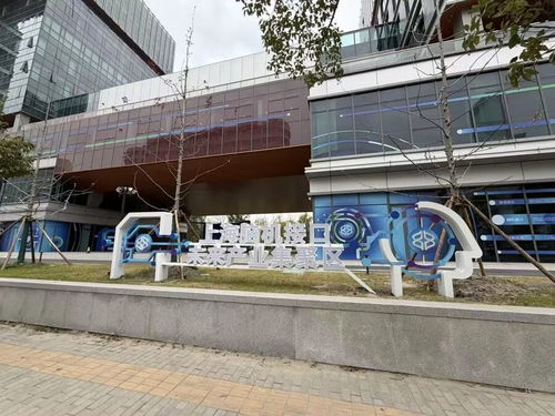 廳局級干部轉身創業 40歲出走體制，全職創業是否值得？